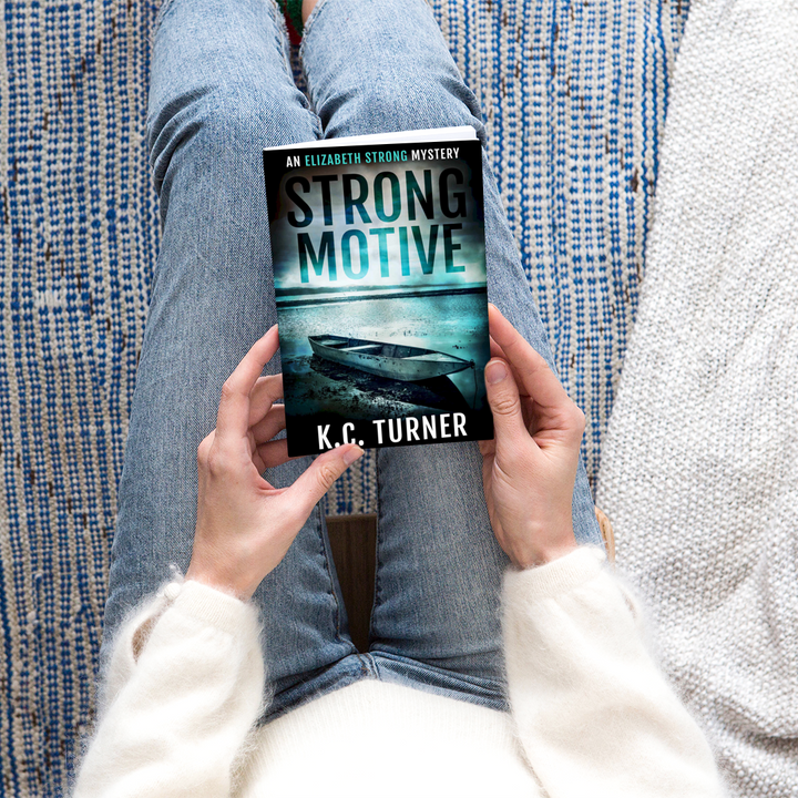 Strong Motive (Elizabeth Strong Mystery Book 1) Paperback